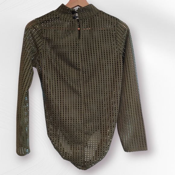 Urban Outfitters boohoo Bodysuit Size Medium Green Mock Turtleneck Shirt Top - Picture 2 of 12